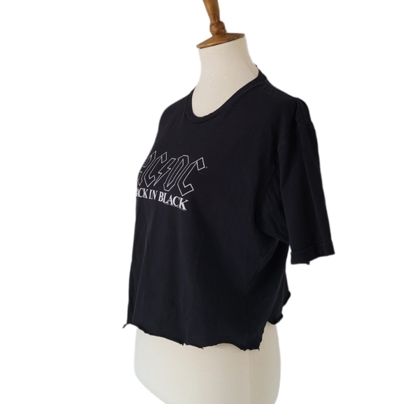 Chaser ACDC Back in Black Crop T-Shirt Women's Size Medium‎ Black Band Tee - Picture 2 of 4